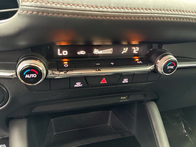Used 2019 MAZDA MAZDA3 Sedan w/ Select Package FWD image 14