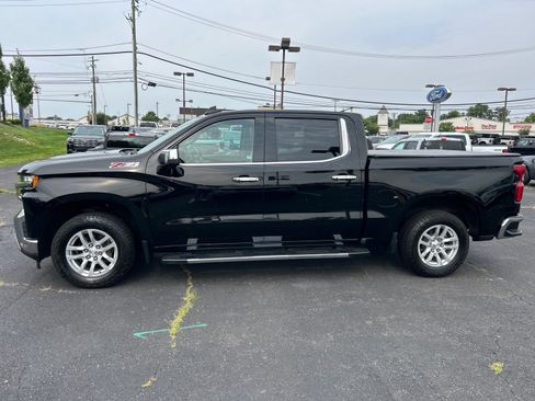 Used 2019 Chevrolet Silverado 1500 LTZ w/ LTZ Plus Package AWD/4WD image 4