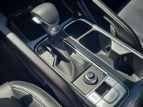 Certified 2024 Kia Telluride LX FWD image 26
