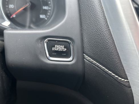 Used 2023 GMC Acadia SLE w/ Driver Convenience Package image 21