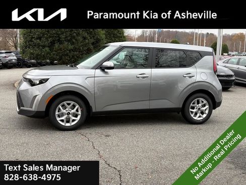 New 2025 Kia Soul LX image 3