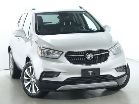 Used 2019 Buick Encore Preferred image 2