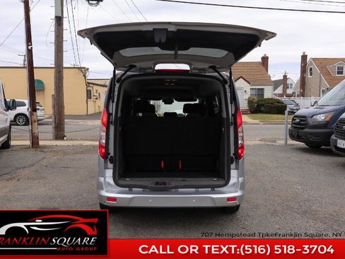Used 2019 Ford Transit Connect XLT image 9
