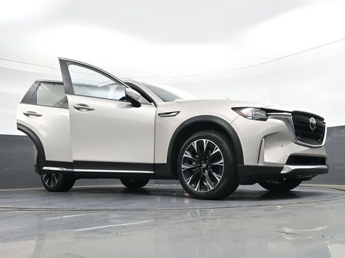 Used 2024 MAZDA CX-90 Plug-In Hybrid w/ Premium Plus AWD/4WD image 42