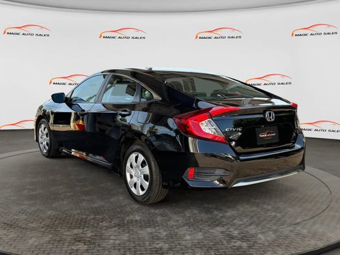 Used 2019 Honda Civic LX image 8