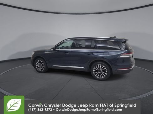 Used 2023 Lincoln Aviator Reserve w/ Elements Package Plus AWD/4WD image 10