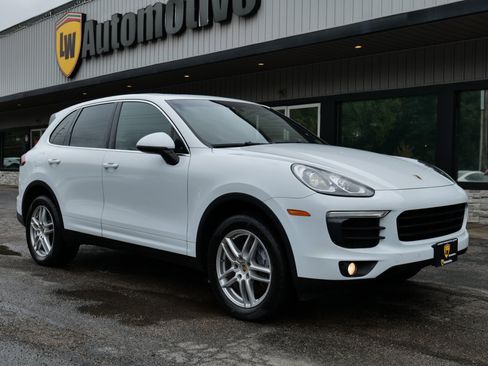Used 2016 Porsche Cayenne image 65