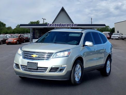 Used 2014 Chevrolet Traverse LT FWD image 1