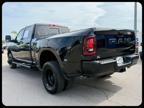 Used 2025 RAM 3500 Tradesman AWD/4WD image 18