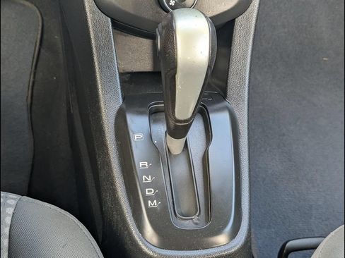 Used 2018 Chevrolet Sonic LT FWD image 9
