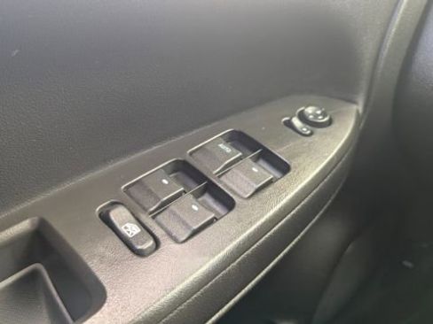 Used 2015 Chevrolet Impala LS image 28