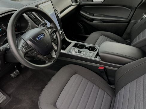 New 2024 Ford Edge SE w/ Black Appearance Package image 8