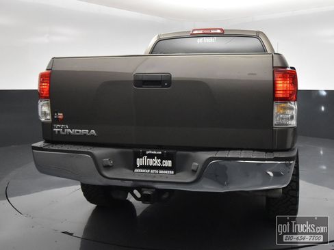 Used 2010 Toyota Tundra 2WD CrewMax w/ SR5 Pkg image 6