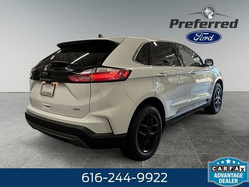 Used 2024 Ford Edge SEL w/ Convenience Package AWD/4WD image 17