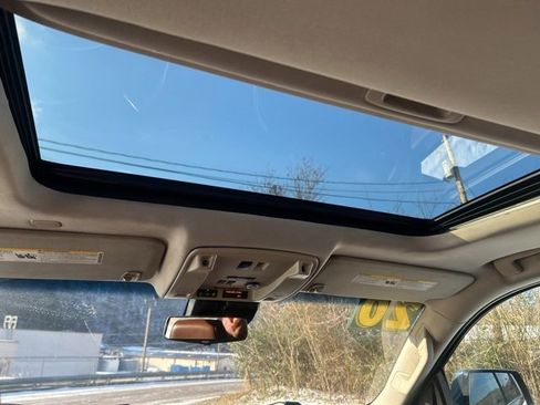 Used 2020 Cadillac Escalade Luxury image 21