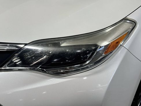 Used 2016 Toyota Avalon XLE Premium FWD image 3