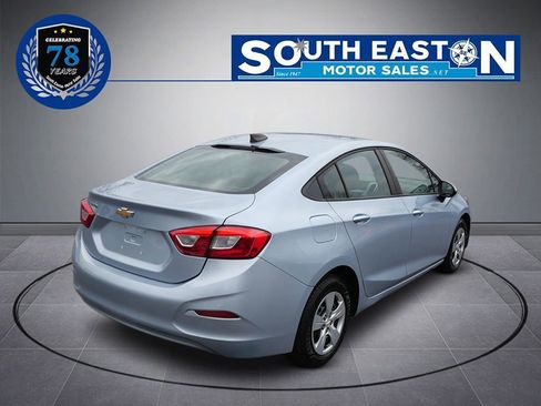 Used 2018 Chevrolet Cruze LS w/ LS Fleet Convenience Package image 6