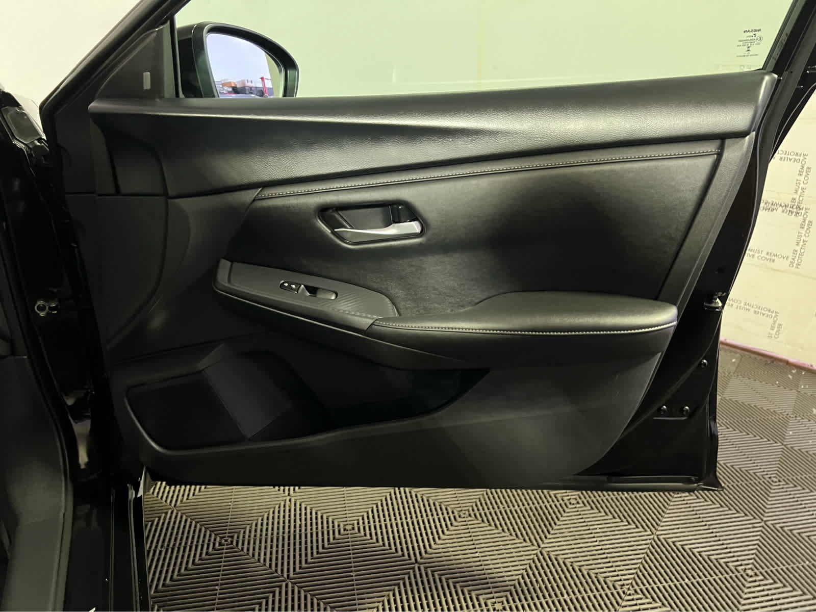 Certified 2024 Nissan Sentra SV FWD image 29