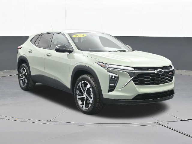 Used 2024 Chevrolet Trax RS FWD image 19