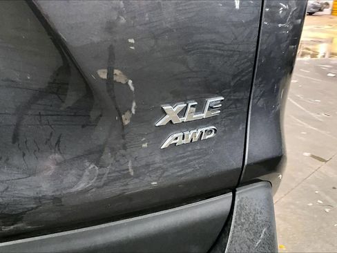 Used 2025 Toyota RAV4 XLE image 10