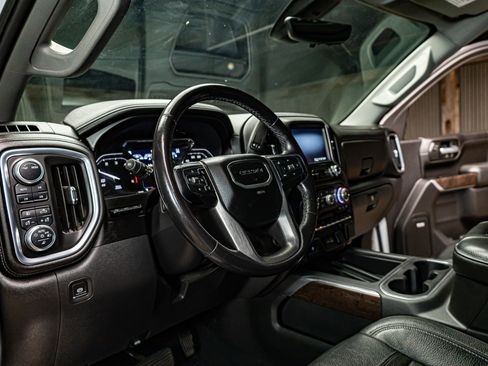Used 2021 GMC Sierra 1500 Denali w/ Denali Ultimate Package image 17