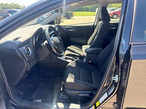 Used 2017 Toyota Corolla iM w/ All-Weather Mat Package FWD image 3