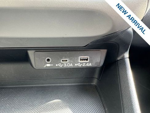 Used 2024 Subaru Crosstrek 2.0i Premium image 26