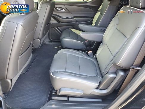 Certified 2023 Chevrolet Traverse Premier w/ Redline Edition image 12