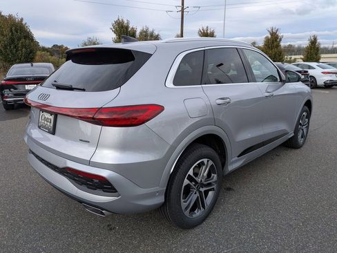 New 2025 Audi Q5 Premium image 6