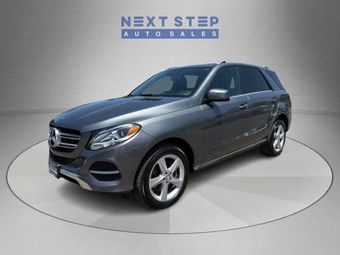 Used 2017 Mercedes-Benz GLE 350 4MATIC image 3