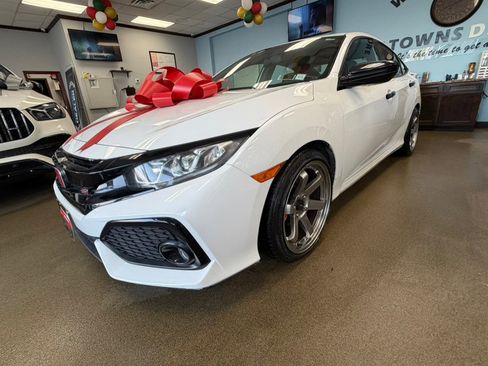 Used 2018 Honda Civic Si image 11