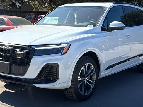 New 2026 Audi Q7 2.0T Premium image 3