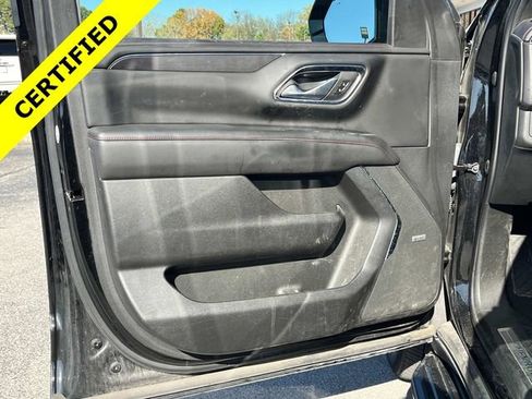 Used 2022 Chevrolet Tahoe RST w/ Luxury Package image 17