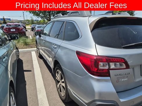 Used 2019 Subaru Outback 2.5i Limited AWD/4WD image 4