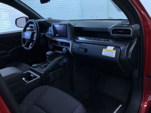 New 2026 Toyota Tacoma SR5 AWD/4WD image 17