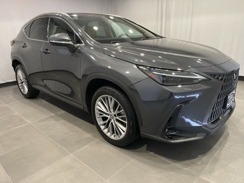 Used 2024 Lexus NX 350 AWD w/ Luxury Package image 3