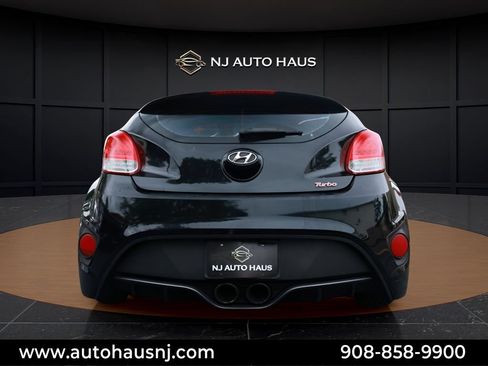 Used 2013 Hyundai Veloster Turbo FWD image 9