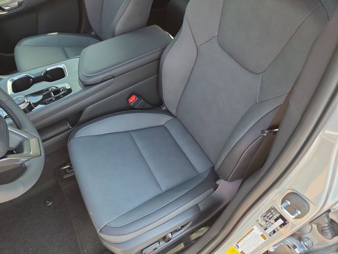 New 2026 Lexus RZ 450e AWD image 6