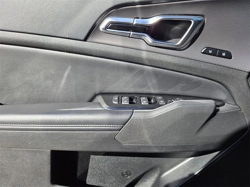 Certified 2023 Kia Sportage SX image 25