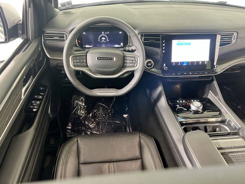 Used 2022 Jeep Wagoneer Series II image 23