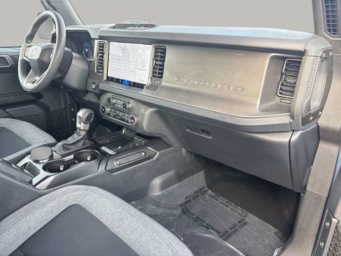 Used 2025 Ford Bronco 4-Door image 11