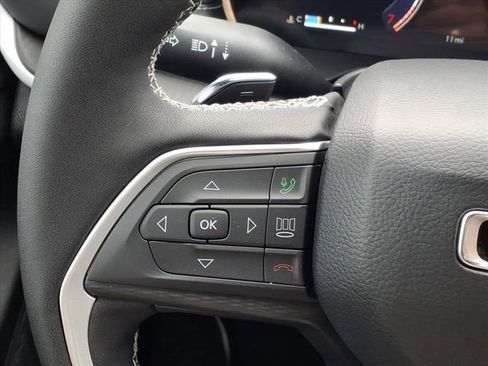 New 2025 Jeep Grand Cherokee L Altitude image 23