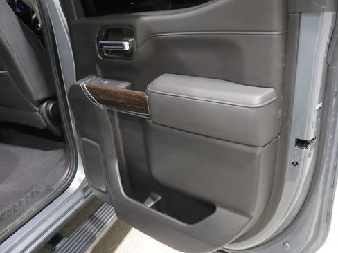 Used 2019 GMC Sierra 1500 Elevation w/ Elevation Value Package AWD/4WD image 22