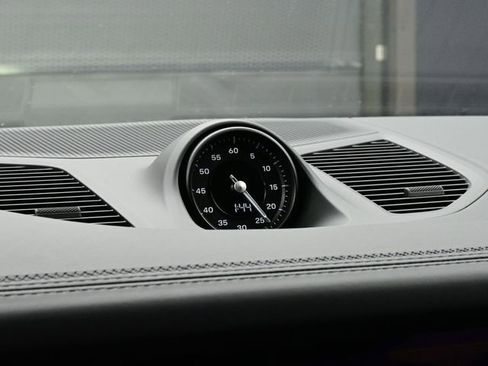 New 2025 Porsche Cayenne GTS image 12