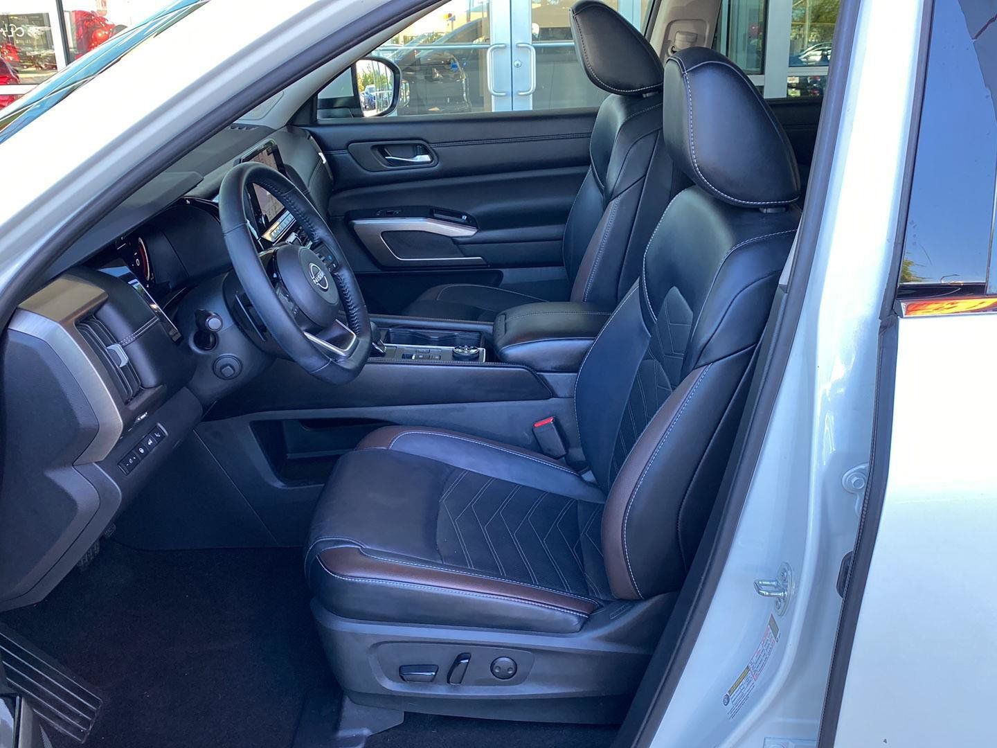 Certified 2023 Nissan Pathfinder Platinum AWD/4WD image 22