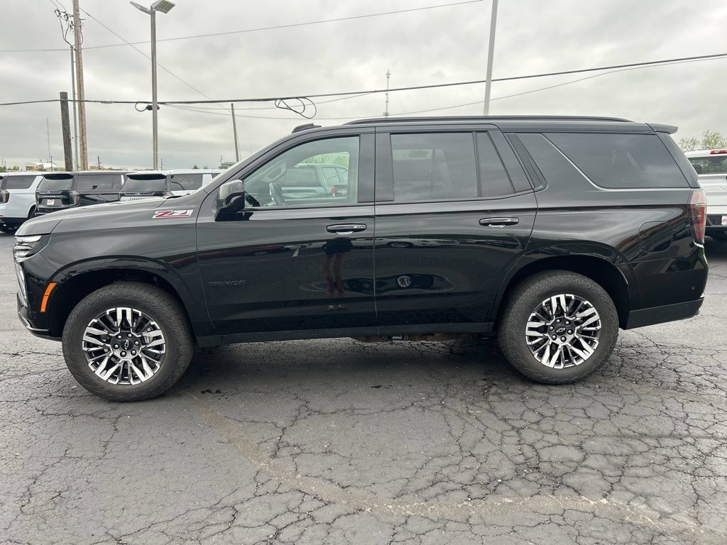 Used 2025 Chevrolet Tahoe Z71 AWD/4WD image 14