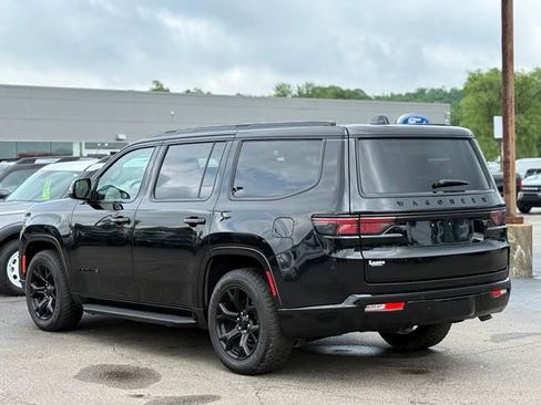 Used 2024 Jeep Wagoneer Series II AWD/4WD image 49