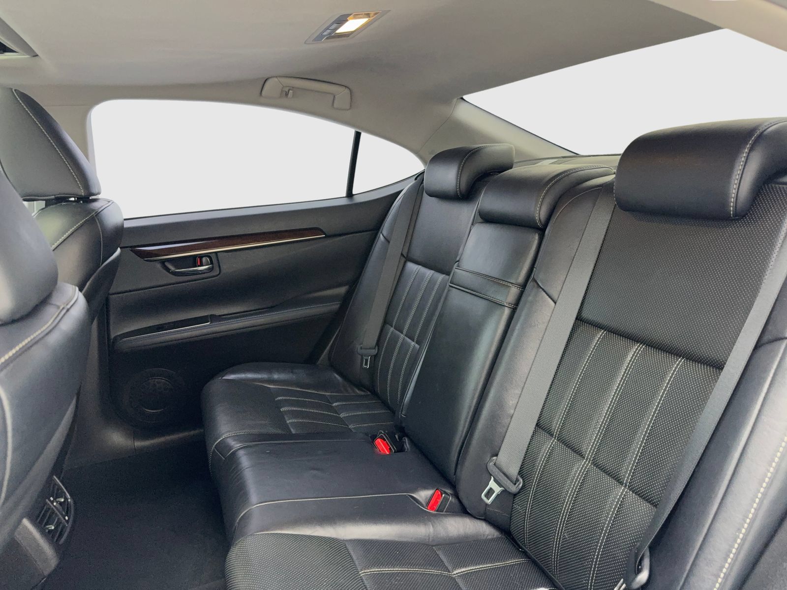 Used 2017 Lexus ES 350 w/ Luxury Package FWD image 36