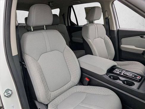 Certified 2023 Honda Pilot LX image 22