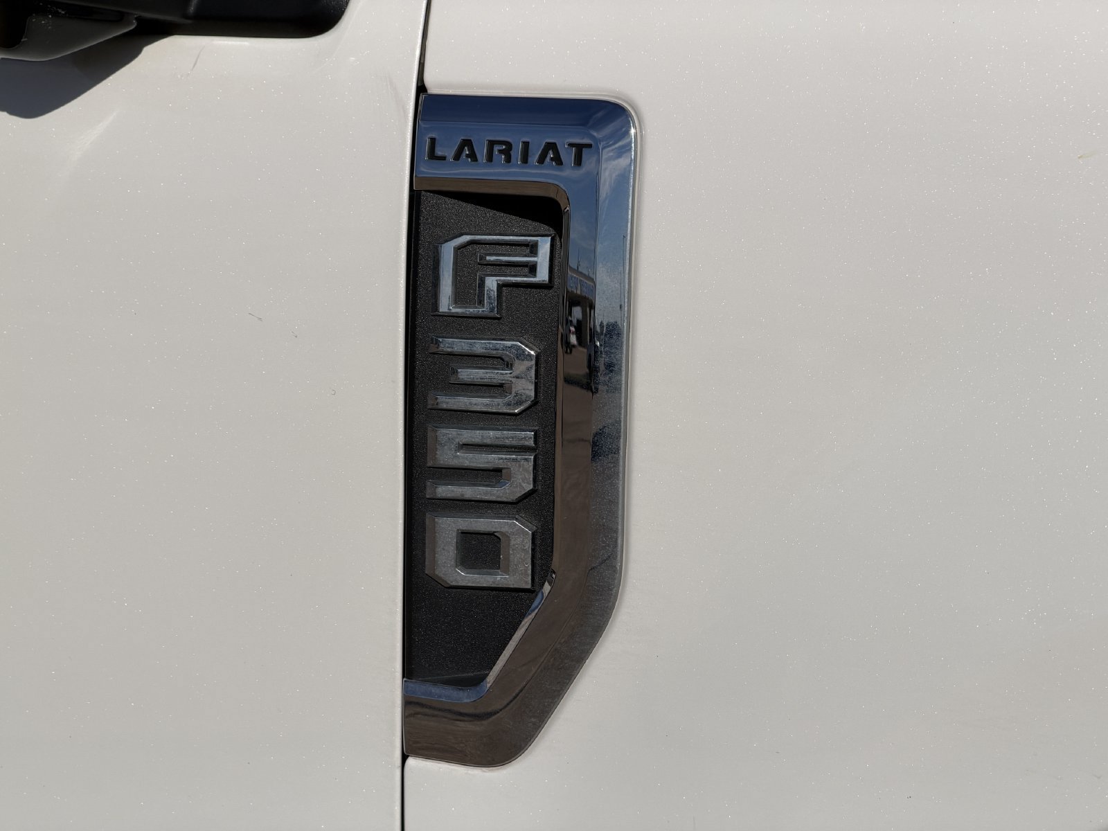 Used 2022 Ford F350 Lariat w/ Lariat Ultimate Package AWD/4WD image 11
